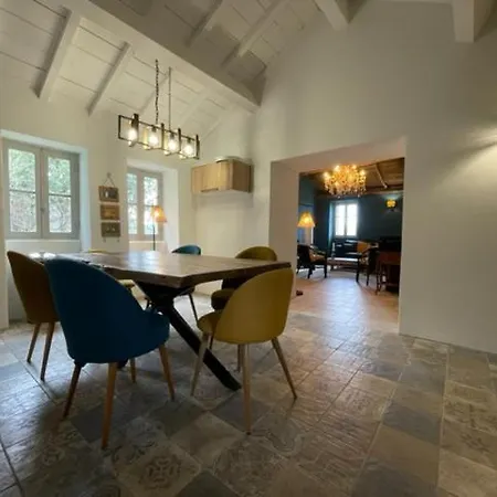 بيت للعطل Maison Authentique De 4 A 10 Personnes *