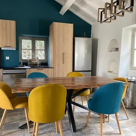 Maison Authentique De 4 A 10 Personnes بيت للعطل