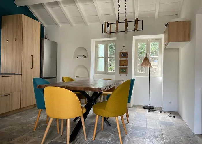 Vakantiehuis Maison Authentique De 4 A 10 Personnes